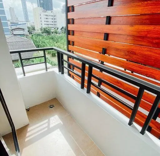 Gp House - Private At Sukhumvit Near Bts Апартаменты Бангкок